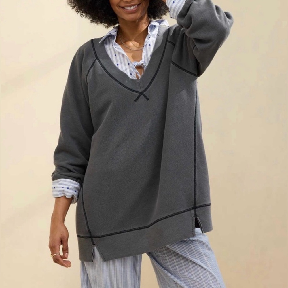 aerie Charcoal Gray V-Neck Oversized Sweater